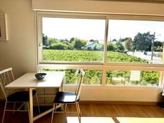  Appartement à louer 2 pièces 55 m²