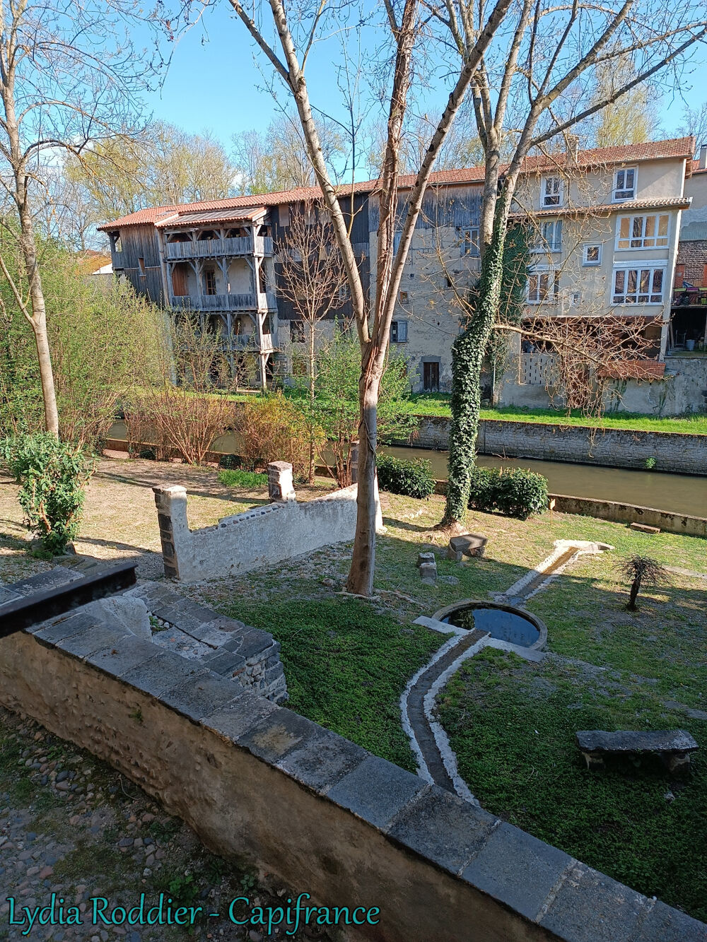Vente Maison Maison à colombage - 240 m2 à rénover sur 5 niveaux à Maringues-63350 Maringues