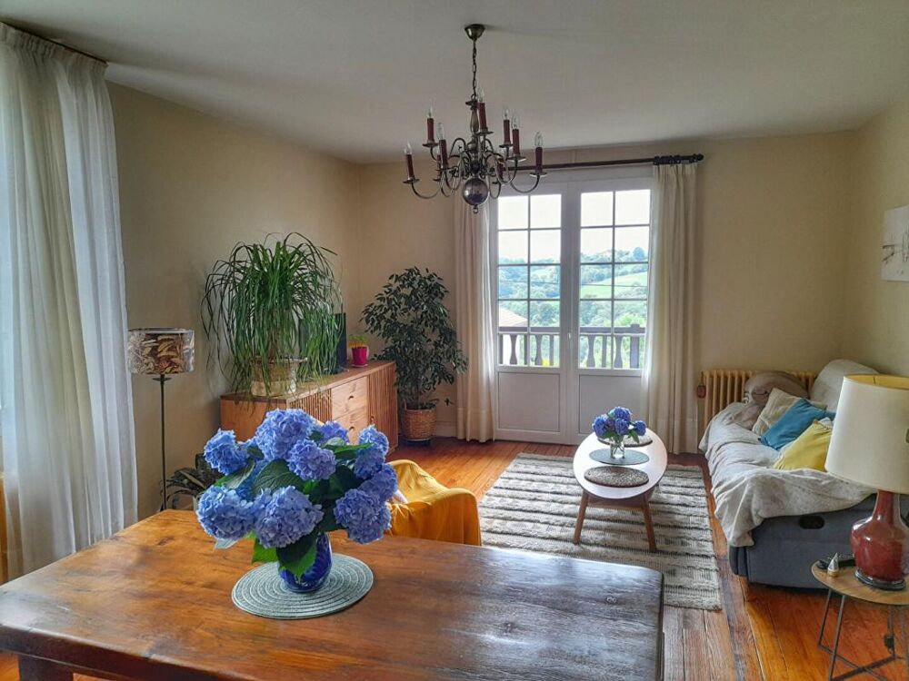 Vente Maison Maison de caractère avec panorama exceptionnel sur les Pyrénées Oloron sainte marie