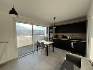  Appartement à louer 2 pièces 38 m²