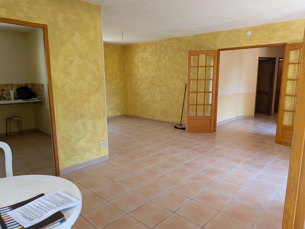 Vente Maison Maison de 90m2 sur jardin de 2020m2 à BESSE SUR ISSOLE (83) Besse sur issole