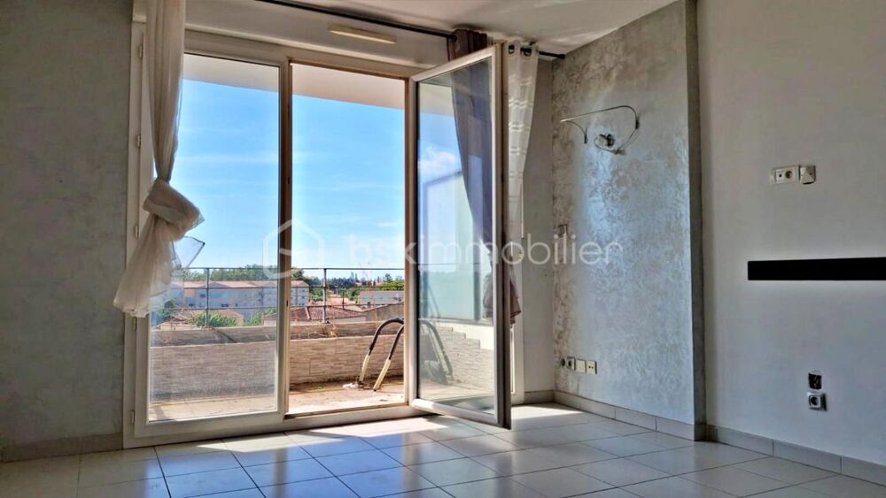 Vente Appartement Istres – T2 avec belle terrasse et parking privatif Istres