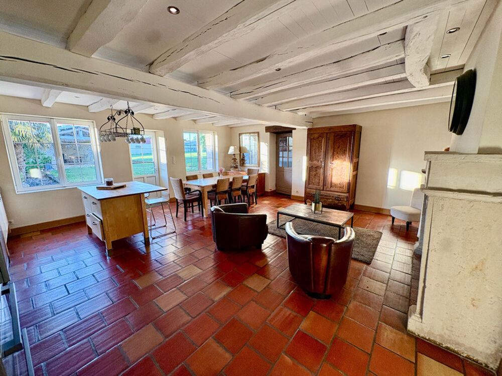 Vente Ferme VOUILLE LES MARAIS 85450 CALME ABSOLU MAGNIFIQUE PROPRIETE GRAND CONFORT AVEC DEPENDANCES ET JARDIN Vouille les marais