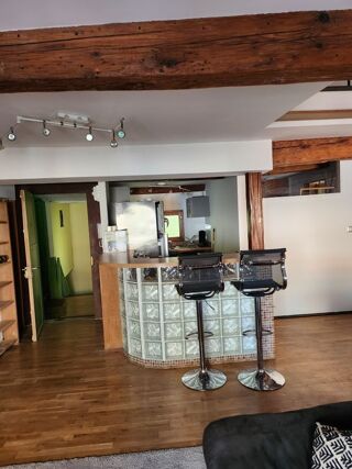  Appartement à louer 2 pièces 56 m²