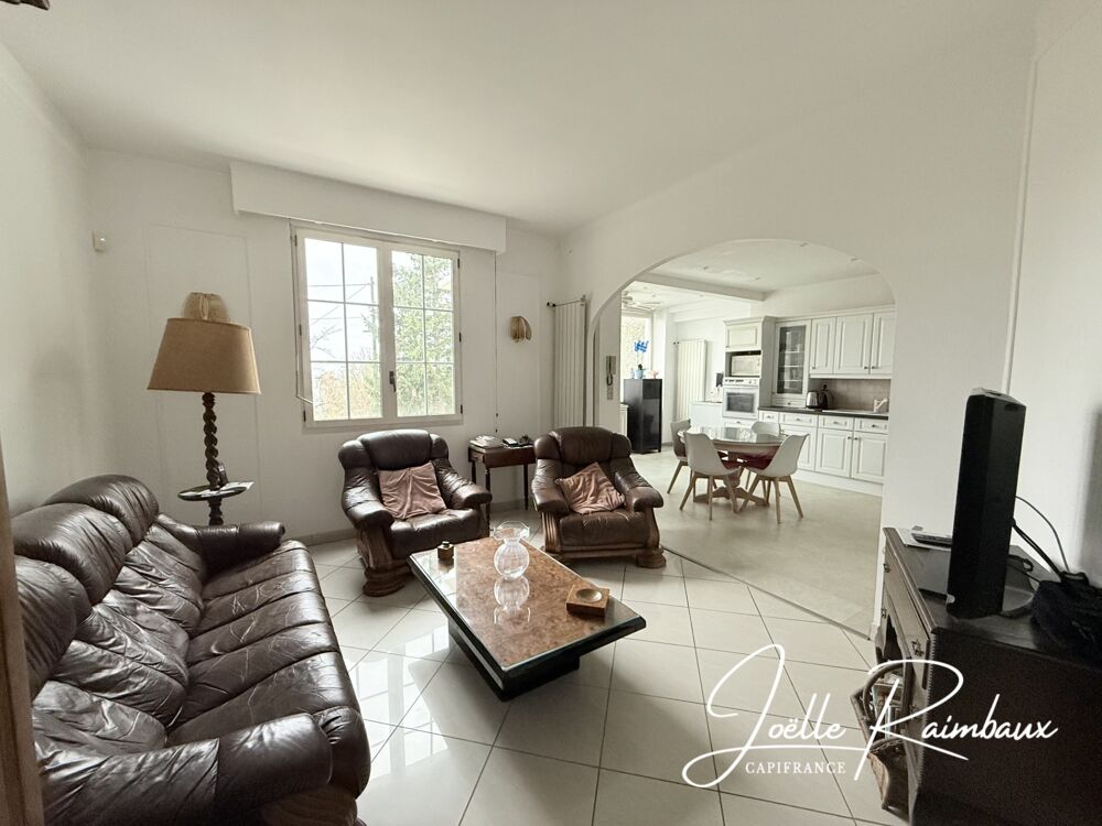 Vente Maison Maison à vendre 7 pièces CHENNEVIERES SUR MARNE (94) Activité professionnelle possible Chennevieres sur marne