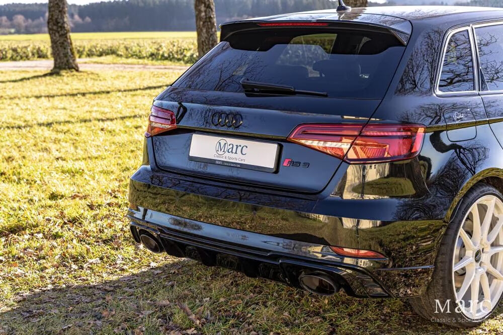 RS3 2.5 TFSI quattro – 5 cylindres HU Neuf 2019 occasion 33000 Bordeaux