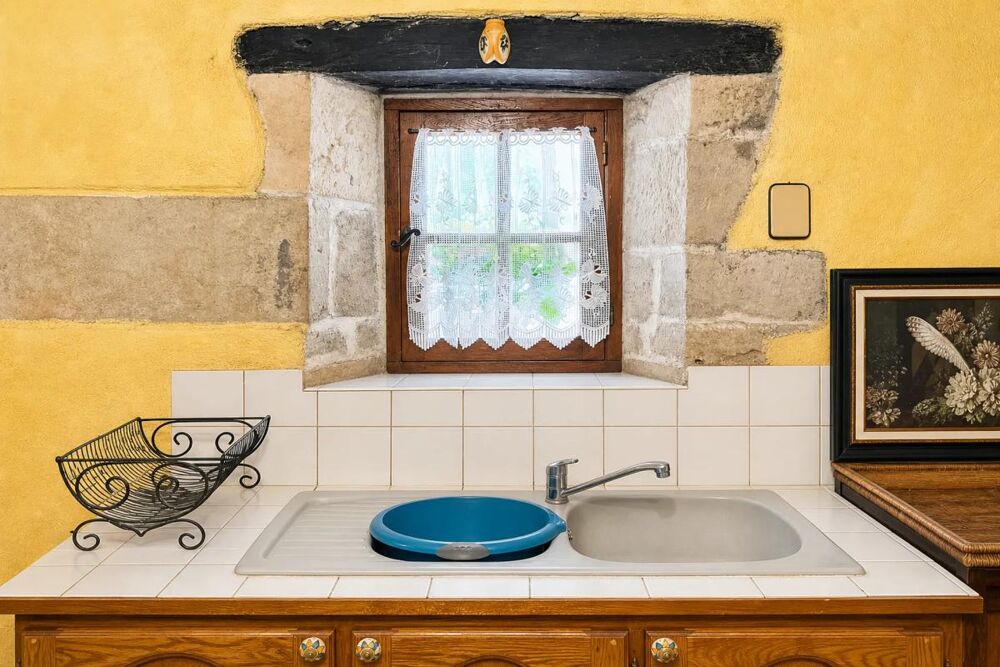 Maison de 2 pièces de 80 m² au Lardin-Saint-Lazare