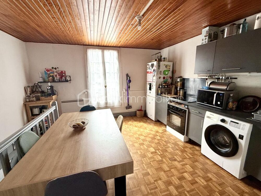 Vente Immeuble Ensemble Immobilier avec Local Commercial + Appartements Marines