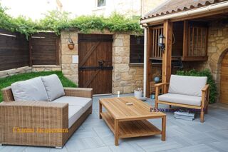  Maison à vendre 10 pièces 245 m²