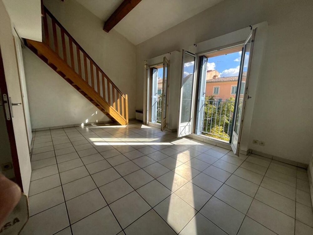 Vente Appartement T2 très bien situé au 3 ème et dernier étage d'une résidence récente Draguignan