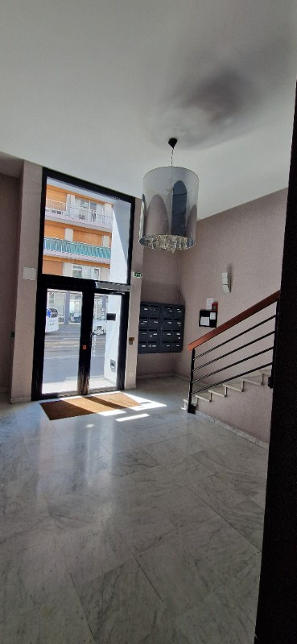 Location Appartement STUDIO Anatole France - proche Université Jean Monnet à ST ETIENNE Saint etienne