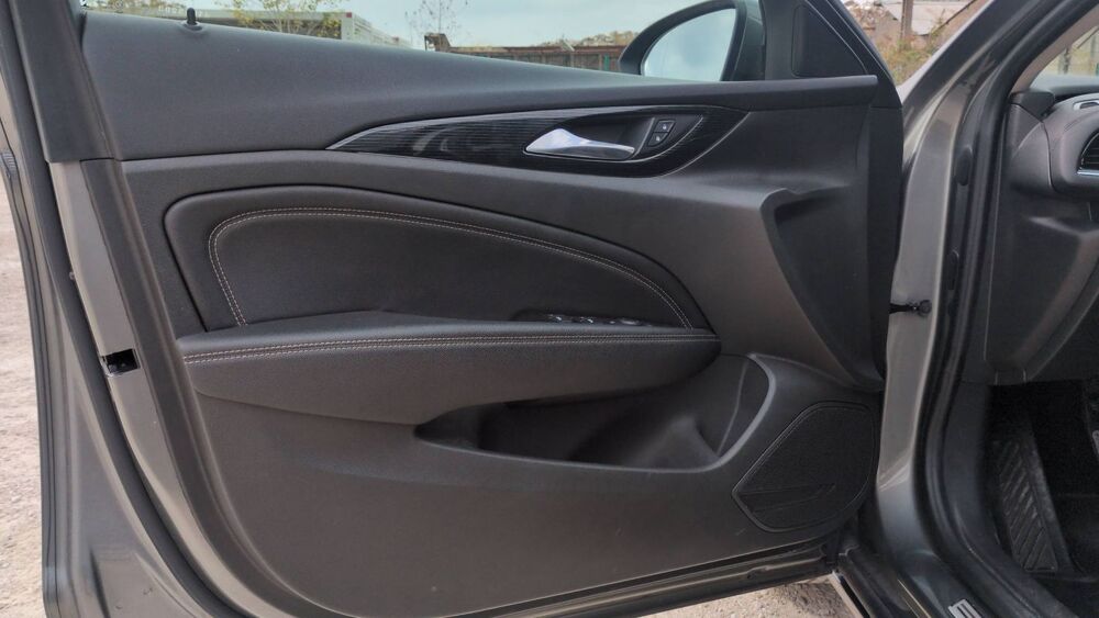 Insignia Sport Tourer 1.6 CDTi 136 Innovation 2018 occasion 45000 Orleans