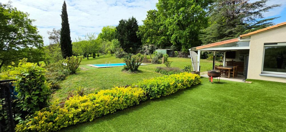 Vente Maison Maison avec sous sol parc et piscine Riberac