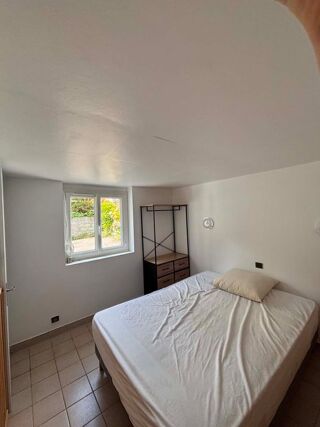  Appartement à louer 1 pièce 30 m²