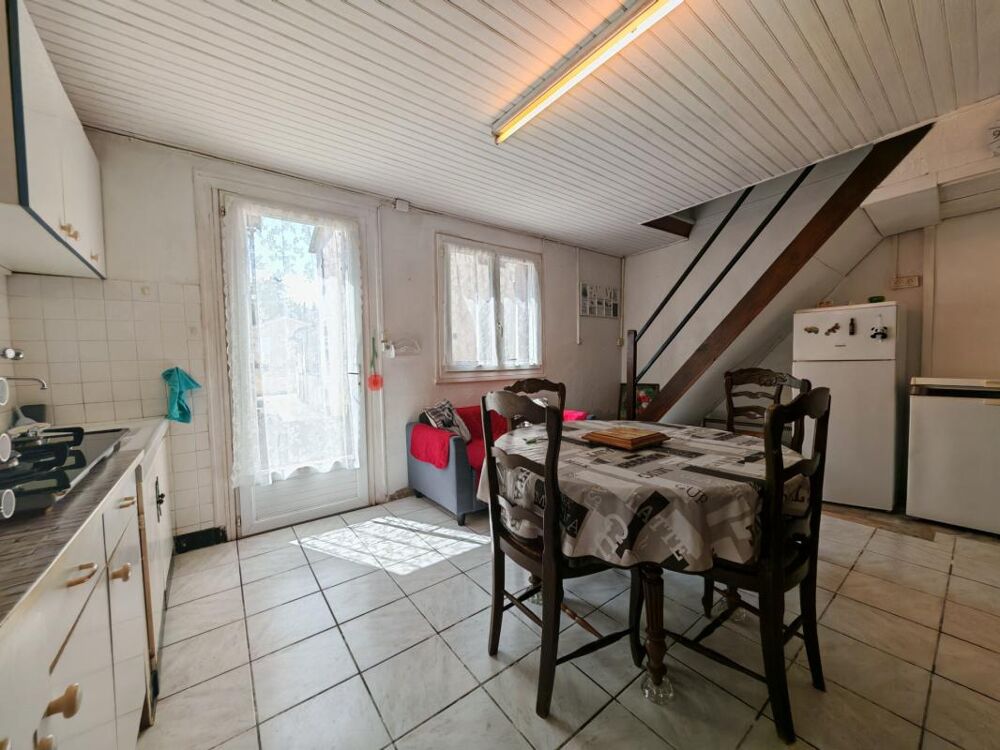 Maison de village avec beau potentiel - 66m² - 54 000€