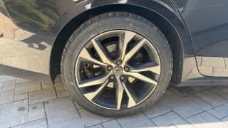 V60 2.0 D4 190 Mild Hybrid Geartronic R-Design 2021 occasion 88200 Remiremont
