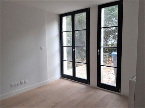   T1 avec jardin et parking � CALUIRE-ET-CUIRE Appartement - 1 pi�ce(s) - 20 m�