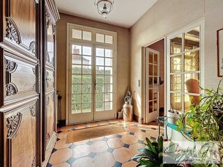  Maison à vendre 12 pièces 291 m²