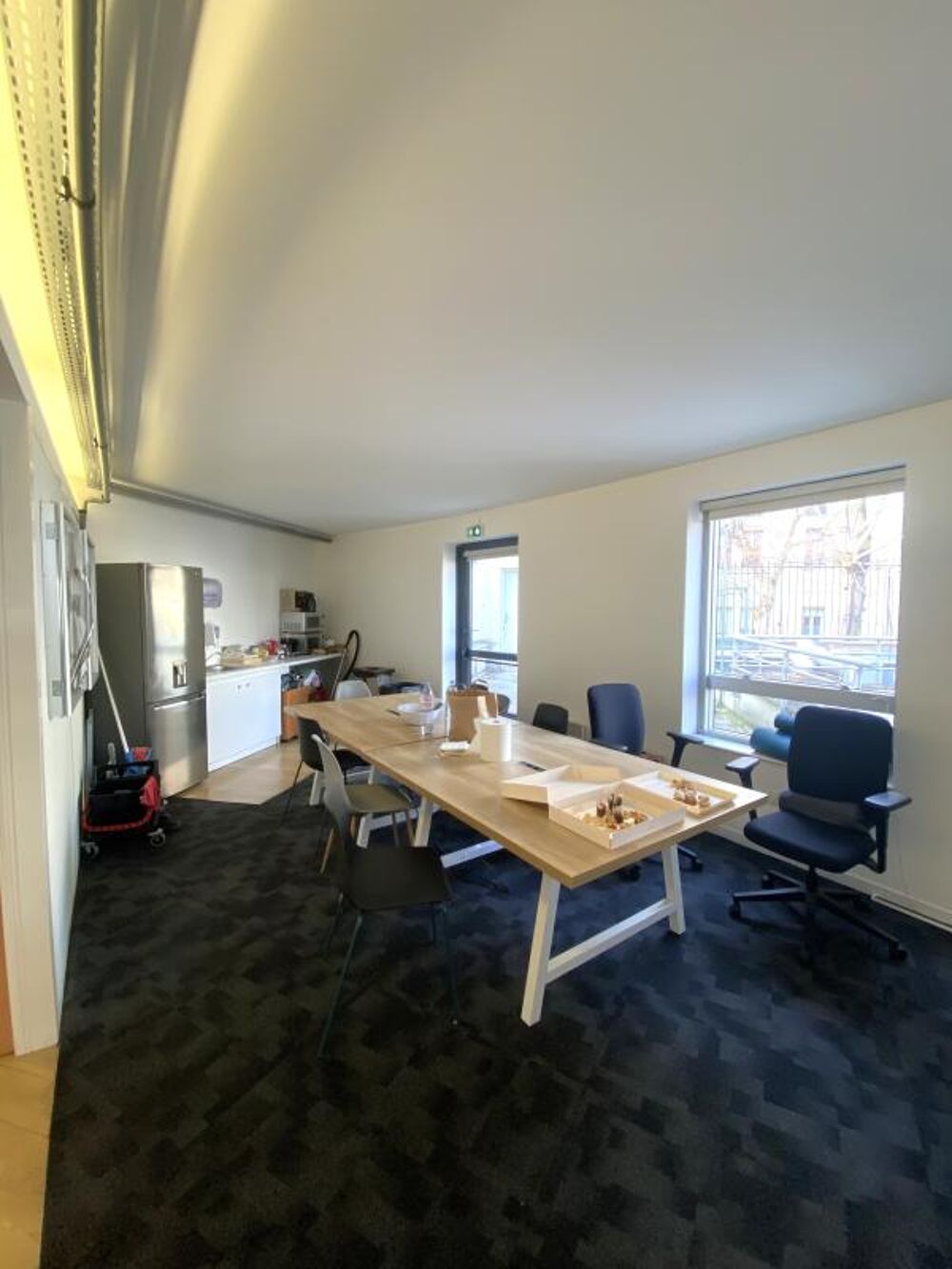   A louer bureaux de 136m² proche du M° Saint Georges 