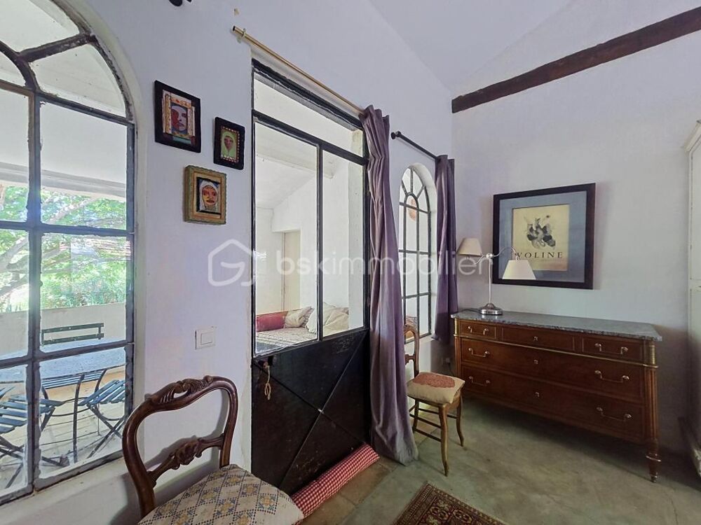 à vendre  Propriété/château Saint-Maximin (30700)