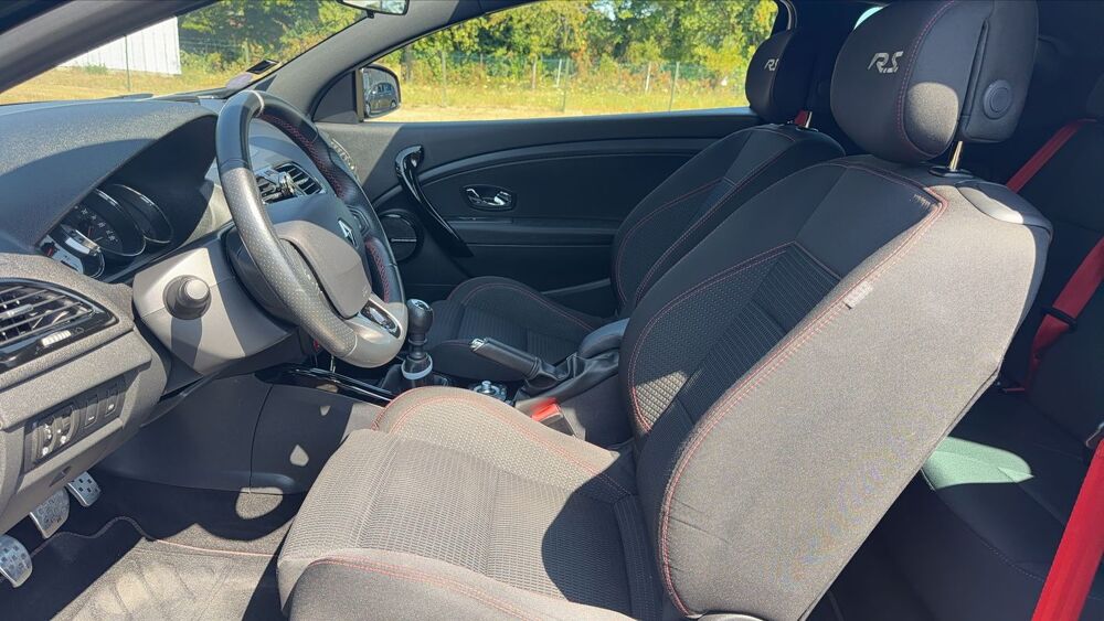 M&eacute;gane Coup&eacute; III 2.0 Turbo 265 RS 2013 occasion 76630 Avesnes En Val