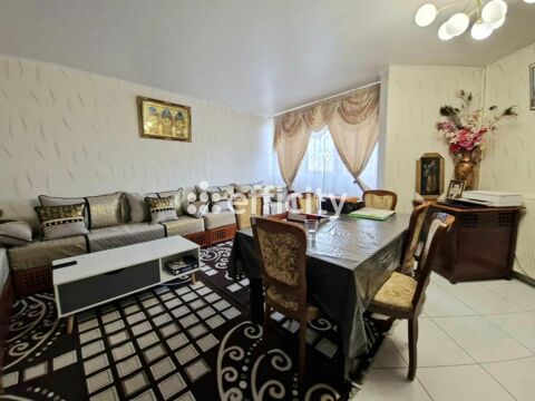   Appartement Appartement - 5 pi�ce(s) - 91 m�