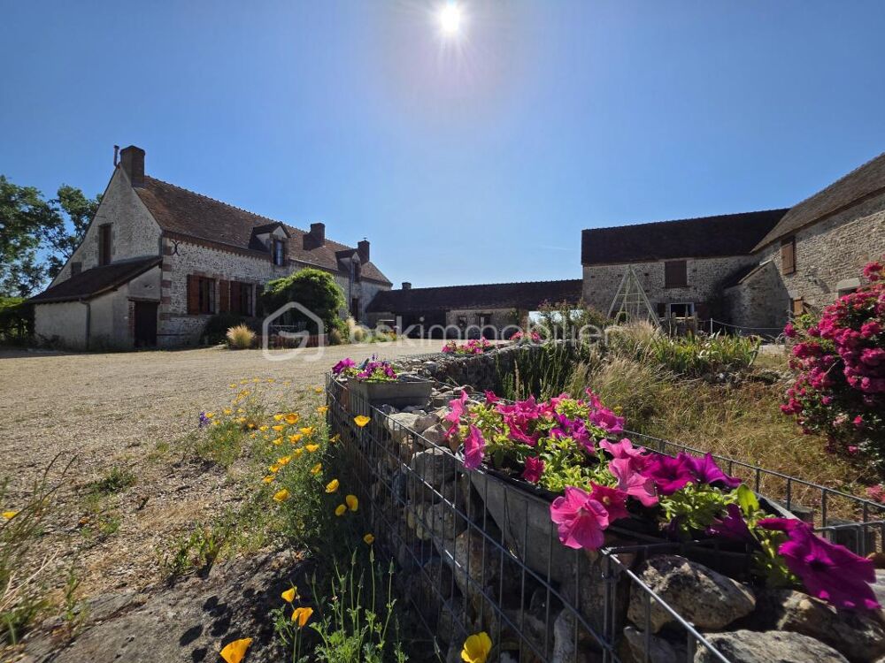 PROPRIÉTÉ DE CHARME  GÎTE & CHAMBRES DHÔTES  240 M²  TERRAIN 5 456 M²