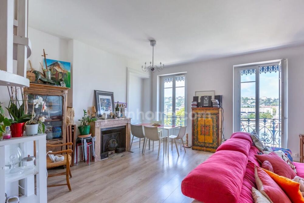 Lyon 7?  Duplex haussmannien d'exception sur les quais du Rhône  Vue panoramique sur Fourvière