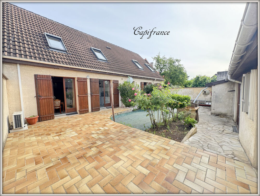 Maison 8 pièces 165 m² · à Le Blanc Mesnil · 165 m² · 448 000 €