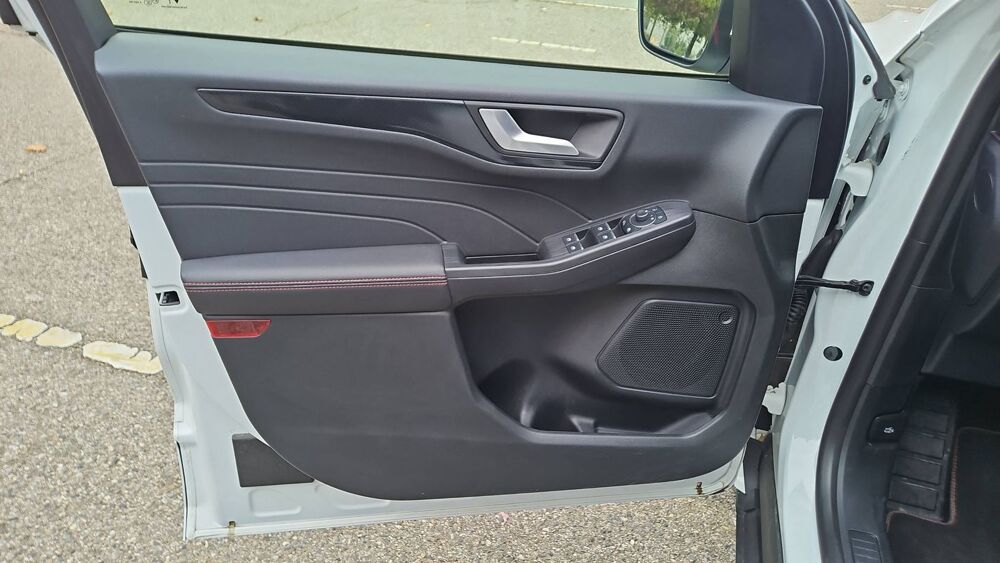 Kuga 2.5 Duratec 225 PHEV PowerShift ST-Line X 2024 occasion 38100 Grenoble
