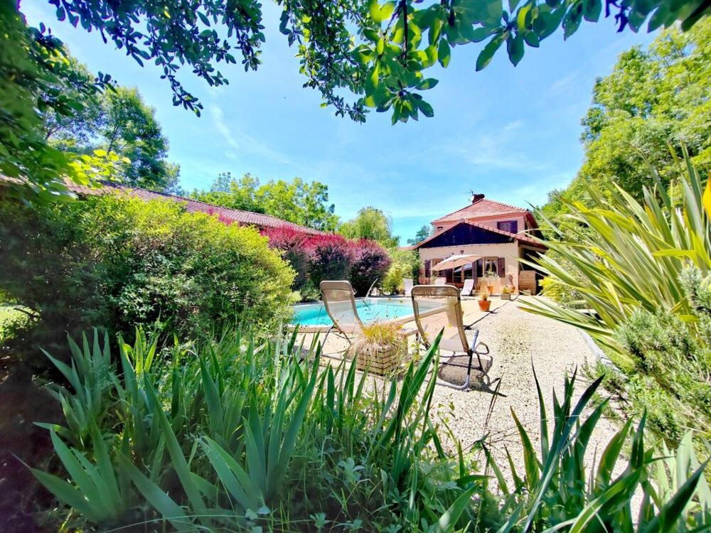 Maison 7 pièces 300 m² · à Auch · 300 m² · 549 000 €