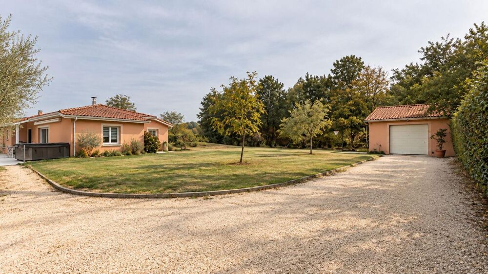 Vente Maison MAISON FAMILIALE  DE 146 M² – PISCINE, JACUZZI, GRAND JARDIN ET GARAGE DE 61 M² – DPE A / GES A Villemur sur tarn