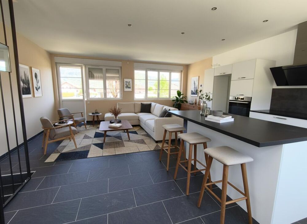 Maison mitoyenne en triplex 3 pièce(s) 79.68 m2