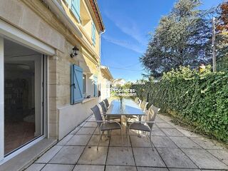  Maison  vendre 8 pices 210 m