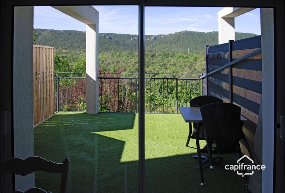 � vendre  Villa Bagnols-en-For�t (83600)