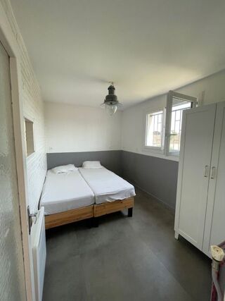  Appartement à louer 2 pièces 50 m²