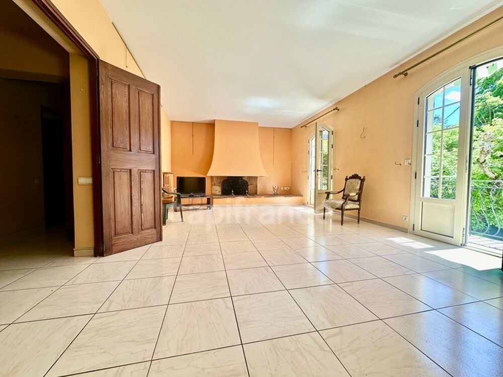 AIX EN PROVENCE - QUARTIER HOPITAL - Maison 309 m2 Terrain 1032m2 Possible 2 appartements