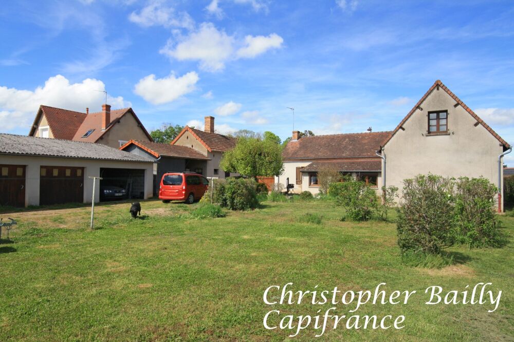 Spacieuse maison de bourg de 196 m², 5 chambres, sur un joli terrain de 5200 m²