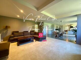  Maison � vendre 10 pi�ces 325 m�