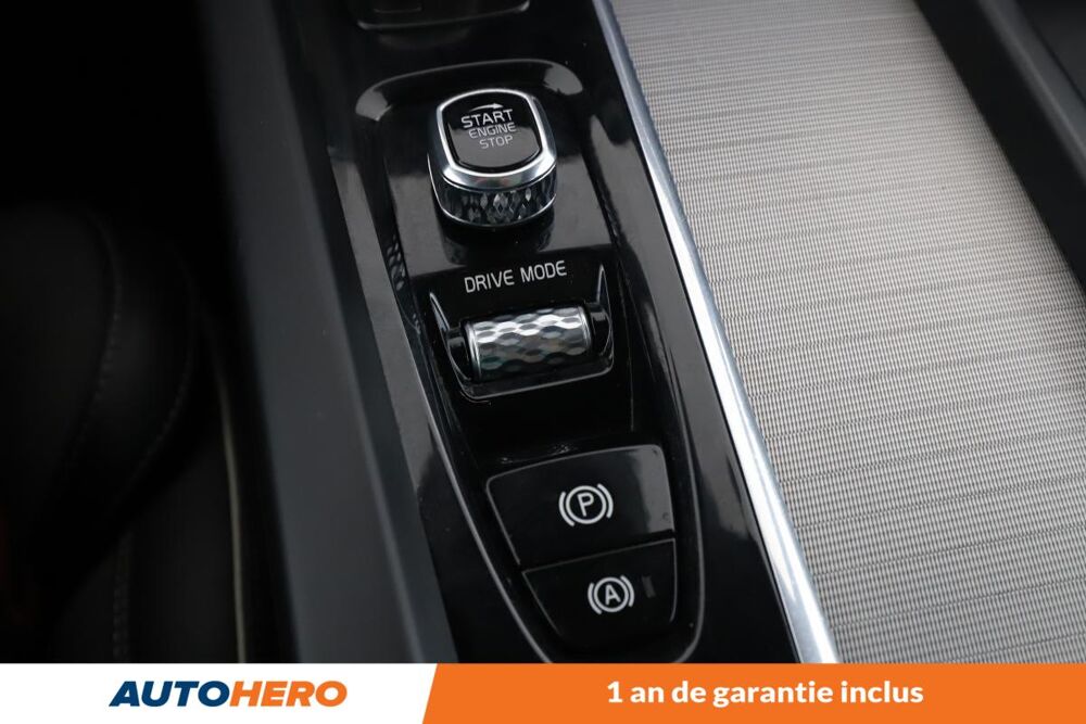 XC60 2.0 T8 AWD Plug-in Hybrid Polestar Engineered Geartronic 8 4 2021 occasion 92130 Issy-les-Moulineaux