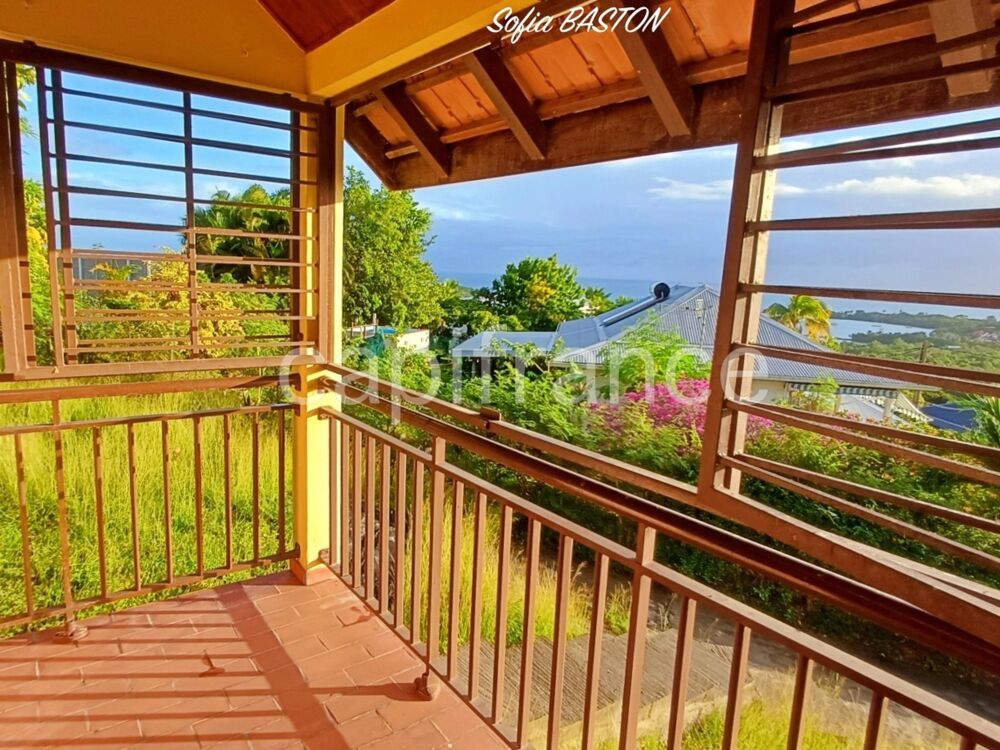 Vente Maison LE DIAMANT – MAISON À RÉNOVER – 2 LOGEMENTS – VUE MER & ROCHER - Maison à vendre  (972) Le diamant