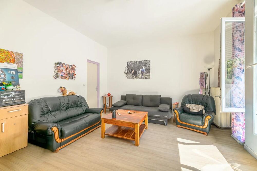 Vente Maison Maison de 5 pièces de 102 m² à Villechauve Villechauve