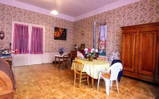  Maison � vendre 10 pi�ces 300 m�