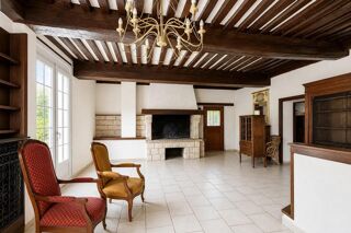  Maison à vendre 11 pièces 326 m²