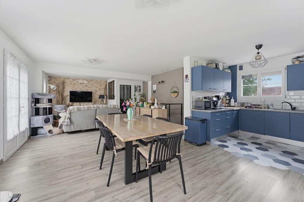 Vente Maison EXCLUSIVITÉ – MAISON COUP DE CŒUR À AMBARÈS-ET-LAGRAVE Ambares et lagrave
