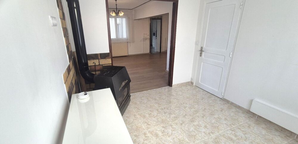Belle Maison en Pierre ou de Caractère de 112 m² Rénovée avec Goût avec sa Cour fermée de 12 m², Terrasse de 56 m², Vérandas Cha