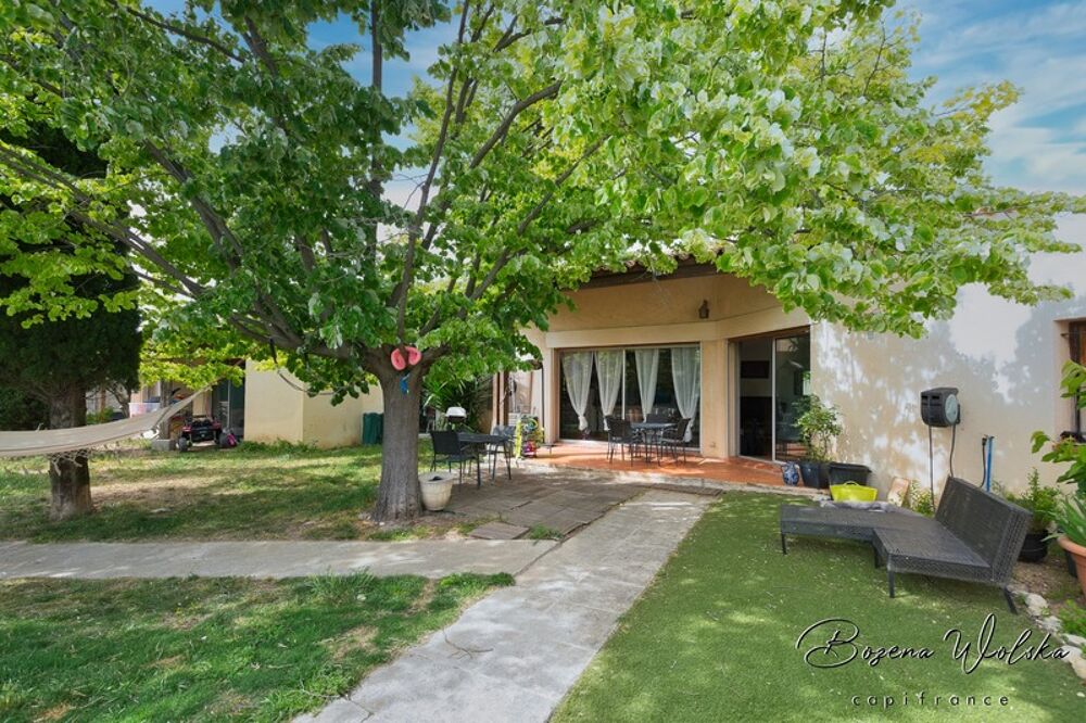 Maison T7 à vendre VITROLLES village avec piscine