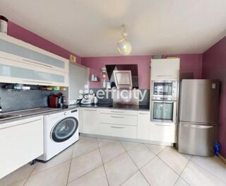  Appartement � vendre 4 pi�ces 77 m�