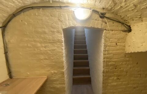  Appartement � louer 1 pi�ce 130 m�