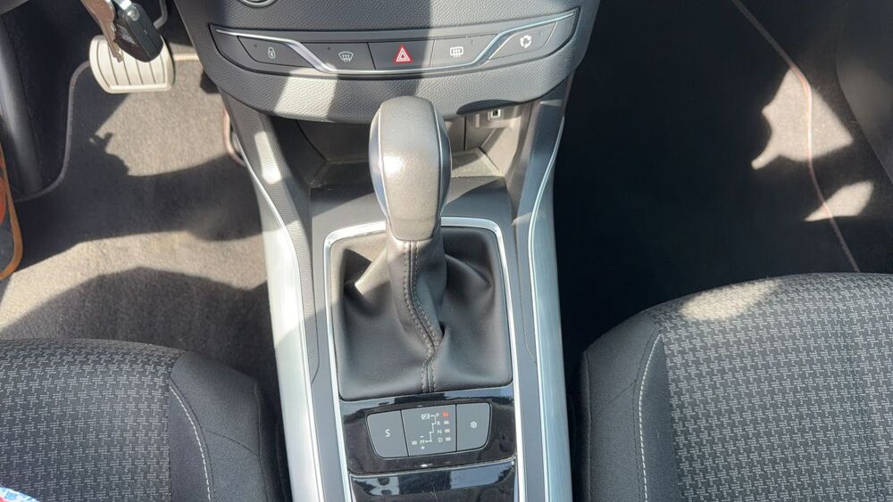 308 SW II 1.5 BlueHDi 130 EAT6 Active Business - Automatique 2019 occasion 49600 Beaupreau En Mauges